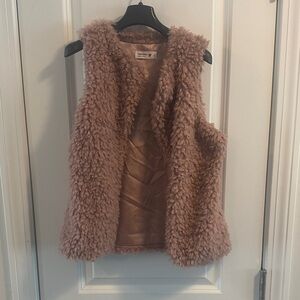 Beautees Blush Furry Vest
